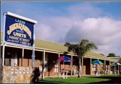 Lakes Jakaranda Holiday Units - Accommodation Georgetown 1