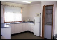 Lakes Jakaranda Holiday Units - Accommodation Georgetown 4