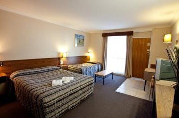 Golden West Motor Inn - Accommodation Georgetown 1