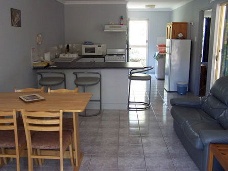 Palm Valley Motel And Holiday Units - Accommodation Georgetown 2