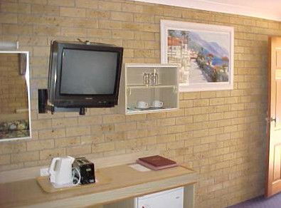 A Settlers Motor Inn - Accommodation Georgetown 2
