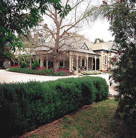 The Lodge Country House - Accommodation Georgetown 0
