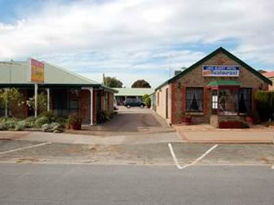 Lake Albert Motel - Accommodation Georgetown 0