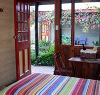 Red Poles - Accommodation Georgetown