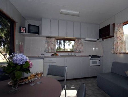 Loxton Riverfront Caravan Park - Accommodation Georgetown 1