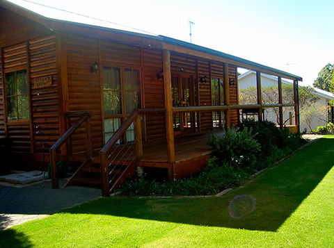 Ottilie's Cabin - Accommodation Georgetown 1