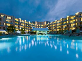 Sheraton Noosa Resort & Spa - Accommodation Georgetown 0
