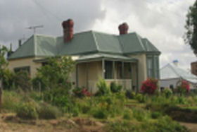 Hamilton Heritage Holiday Homes - Bonnie Brae Lodge - Accommodation Georgetown 0
