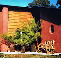 Whispering Spirit Holiday Cottages and Miniature Pony Stud - Accommodation Georgetown