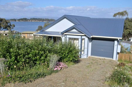 Bruny Island Accommodation Services - Omaroo Cottage - Accommodation Georgetown 4