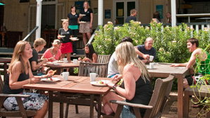 Halse Lodge Backpackers Hostel YHA - Accommodation Georgetown 2