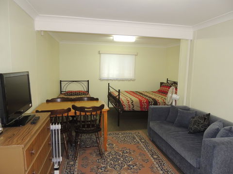 A Paradise Bungalow Waterfront - Accommodation Georgetown 4