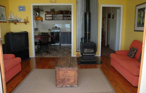 A Lake House At Burrill Lake - Accommodation Georgetown 1