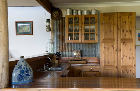 Yaraandoo Lakeside Retreat - Accommodation Georgetown 1