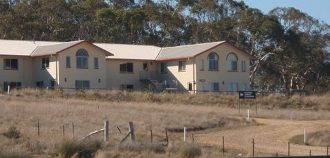 Jindabyne Equestrian Resort - Accommodation Georgetown 2