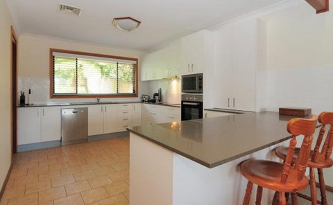 Baileys, Gerringong - Accommodation Georgetown 0