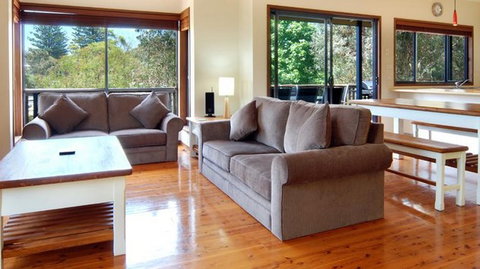 Burra By The Beach - Accommodation Georgetown 4