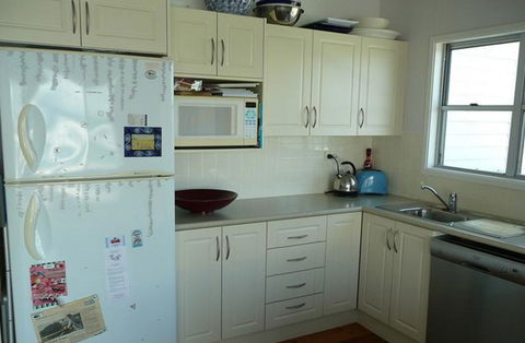 92 Surfs Edge - Accommodation Georgetown 2