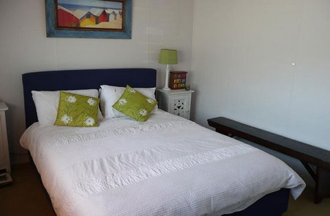 92 Surfs Edge - Accommodation Georgetown 3