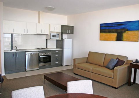 Mantra Wollongong - Accommodation Georgetown 2