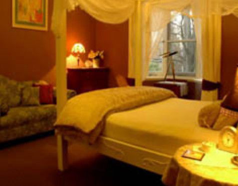 Broomelea - Accommodation Georgetown 2