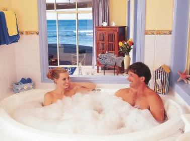 Al Mare Beachfront Retreat - Accommodation Georgetown 3