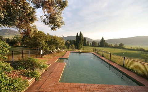 A Church And Homestead In Mudgee - Accommodation Georgetown 5