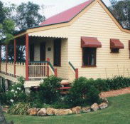 Mango Hill Cottages Bed and Breakfast