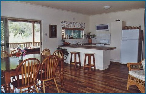 Fraser Island Hideaway - Accommodation Georgetown 2