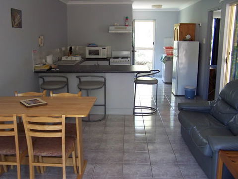 Palm Valley Motel And Self Contained Holiday Units - Accommodation Georgetown 2