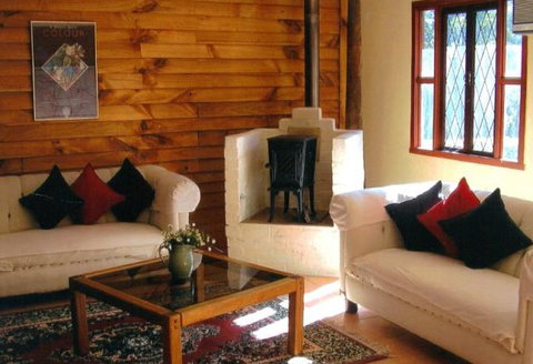 Girraween Country Inn - Accommodation Georgetown 0