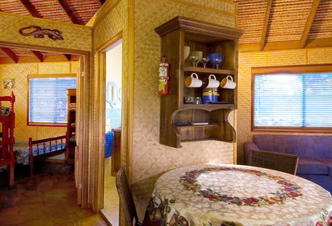 Straddie Bungalows - Accommodation Georgetown 2