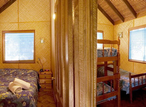 Straddie Bungalows - Accommodation Georgetown 4