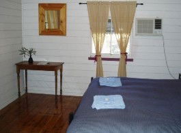 Cunnamulla Cottage Accommodation - Accommodation Georgetown 3