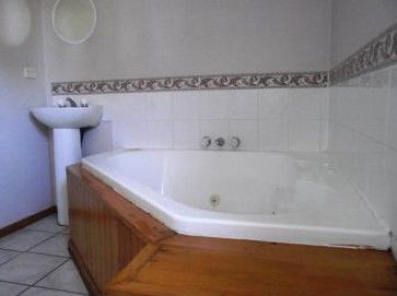 Renyar - Holiday Home - Accommodation Georgetown 1