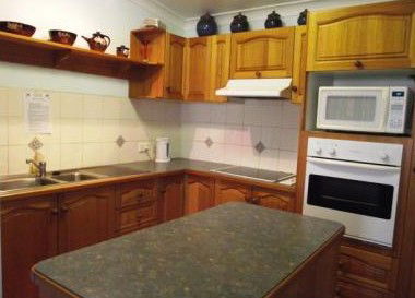 Renyar - Holiday Home - Accommodation Georgetown 4