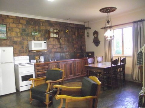 Colonial Cottage - Holiday Home - Accommodation Georgetown 1