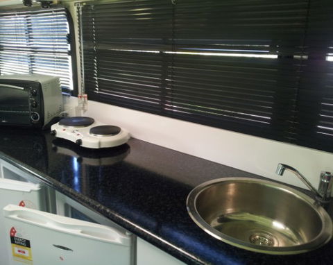 Nanango Caravan And Motorhome Park - Accommodation Georgetown 5