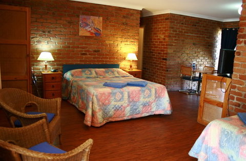 Wondai Colonial Motel And Restaurant - Accommodation Georgetown 1