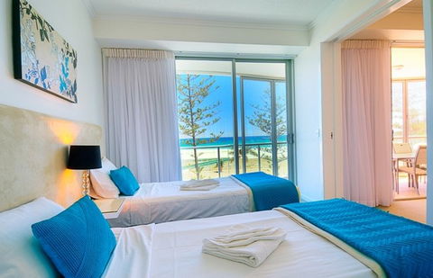 Reflection Tower Two - Accommodation Georgetown 2