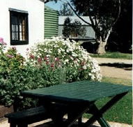 Dunalan Host Farm Cottage - Accommodation Georgetown