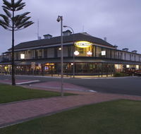 Grand Tasman Hotel - Accommodation Georgetown