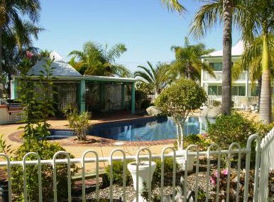 Reef Adventureland Motor Inn - Accommodation Georgetown 0