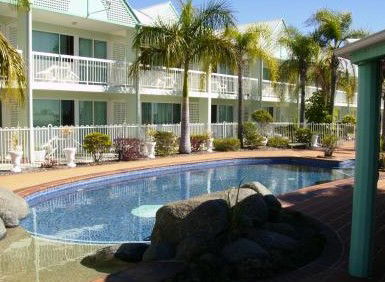 Reef Adventureland Motor Inn - Accommodation Georgetown 2