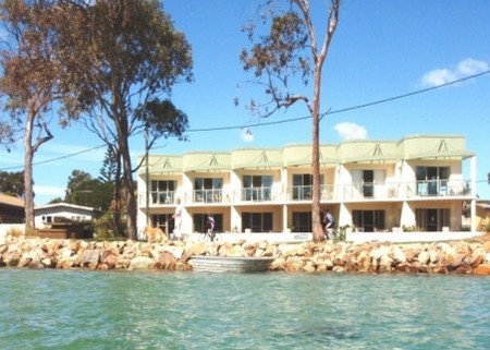 Merimbula Lake Apartments - Accommodation Georgetown 2