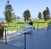 Clarion Suites Mullaloo Beach - Accommodation Georgetown