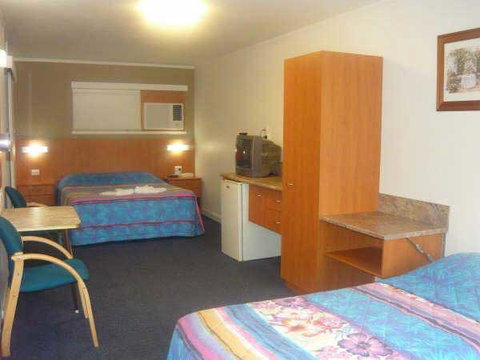 Motel Monaco - Accommodation Georgetown 0