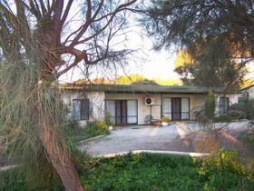 Coffin Bay Beach Units - Accommodation Georgetown 0