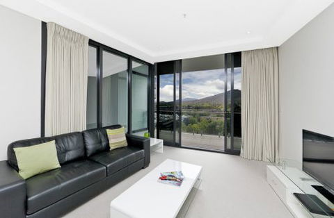Astra Apartments Canberra - Accommodation Georgetown 2