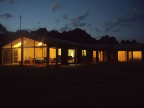 Walkerville South Accommodation - Accommodation Georgetown 0